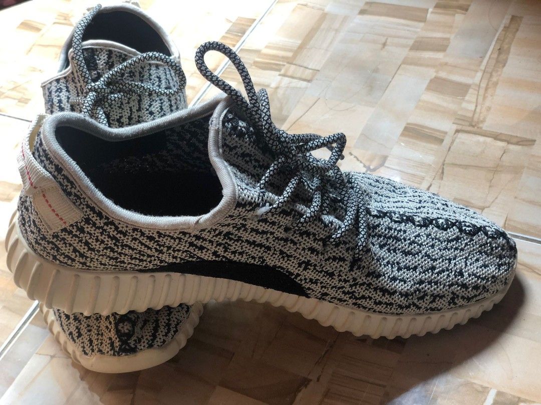 Sepatu best sale jordan yeezy
