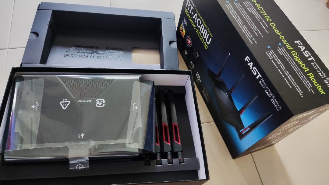 AUSU RT-AC88U Gigabit Router, Computers & Tech, Parts & Accessories ...