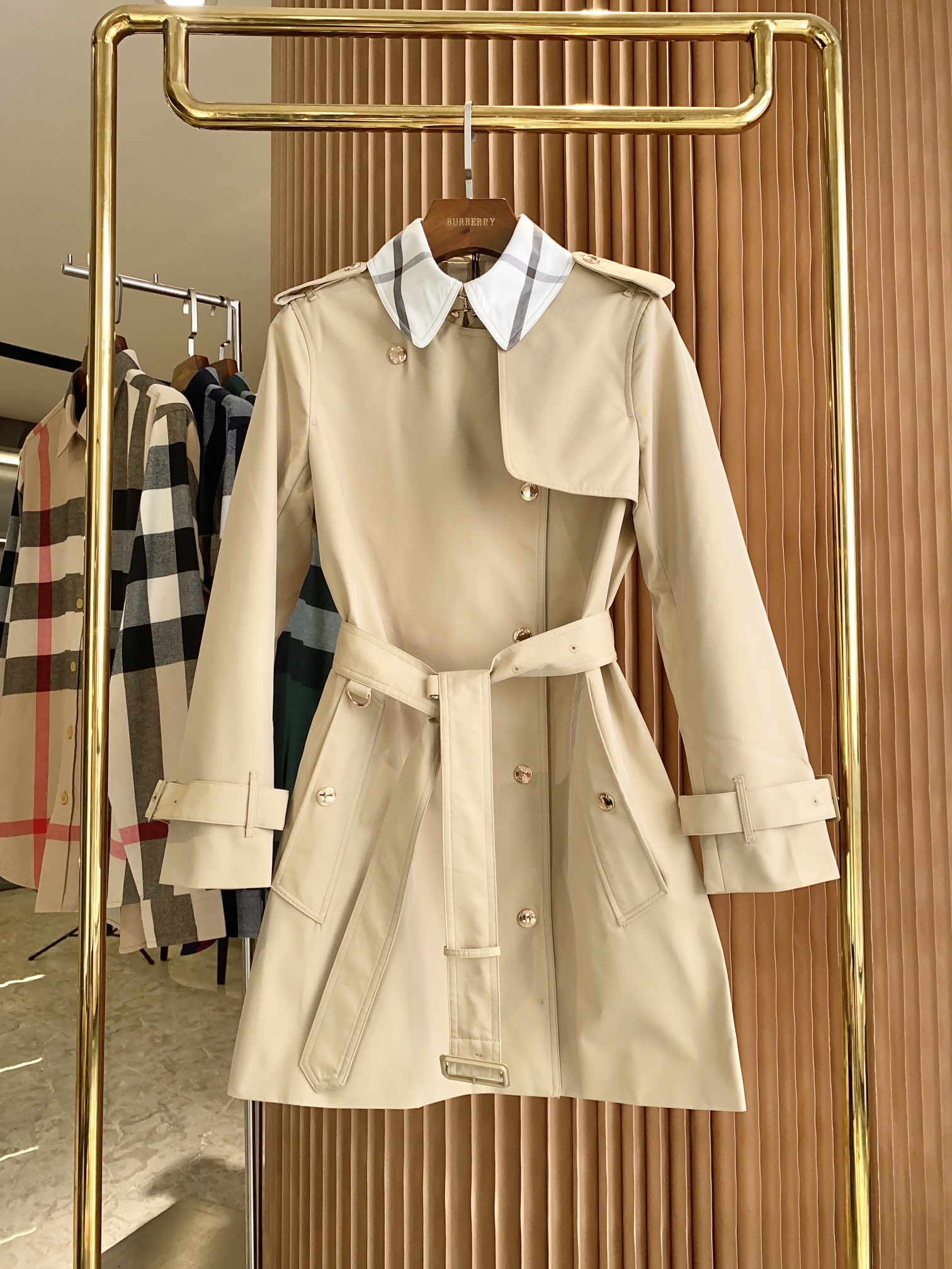Burberry trench coat authenticity check 2025