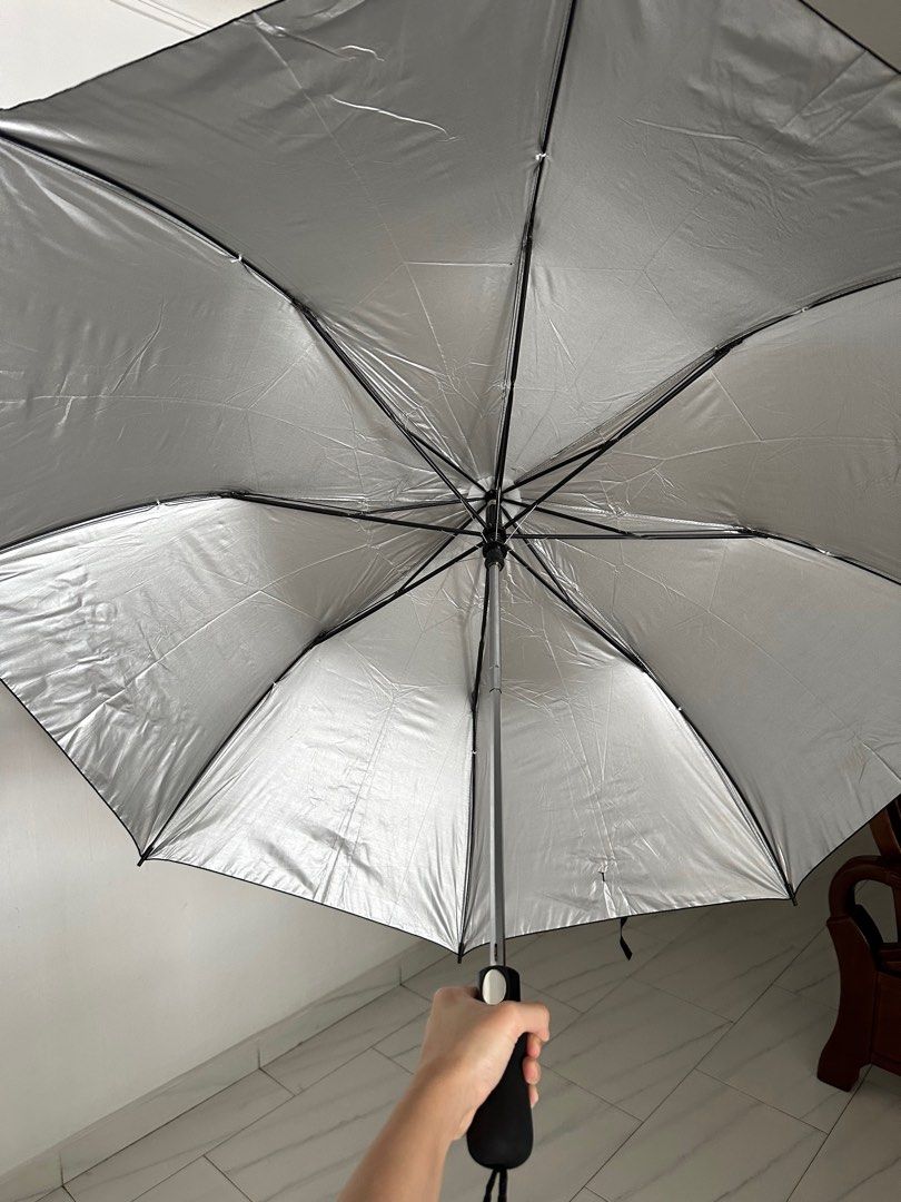 Automatic Umbrella, Hobbies & Toys, Travel, Umbrellas on Carousell