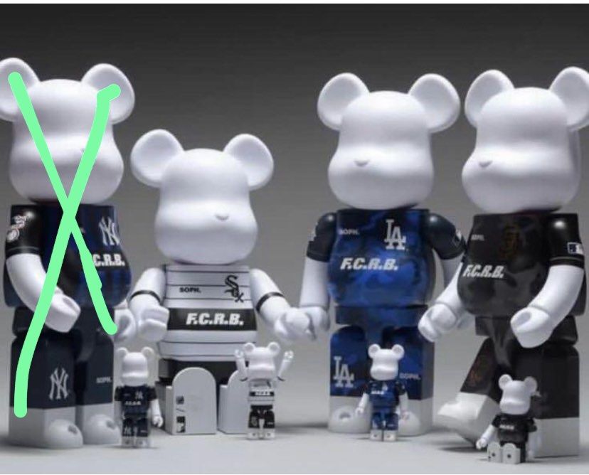 Bearbrick FCRB x MLB 400%+100%, 興趣及遊戲, 玩具& 遊戲類- Carousell