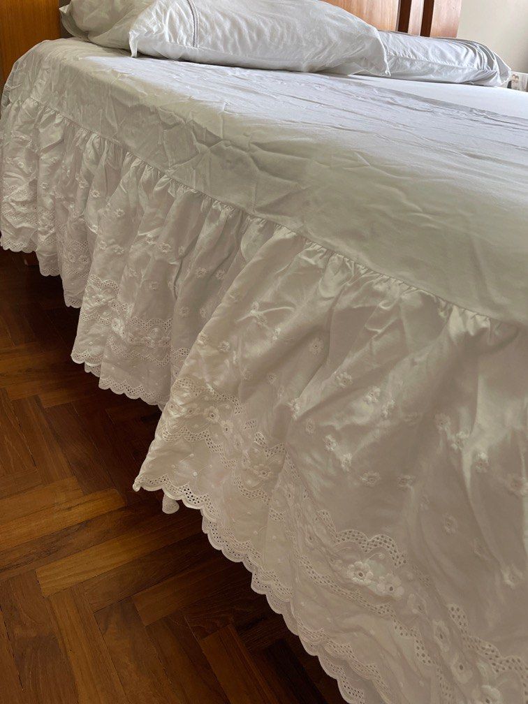 Bedspread (Category: Bedding & Towels) located in Singapore. Submitted by lefang (Listing ID 1203793749, Image 3). Description: Queen Size Many way of using this beautiful embroidery… * bedspread * divan skirting Made in Philippines Note : item us brand new and washed After washing realized got the wrong size Philippines is well know for their embroidery Not to be MISSED this beautiful spread Only self collection .
