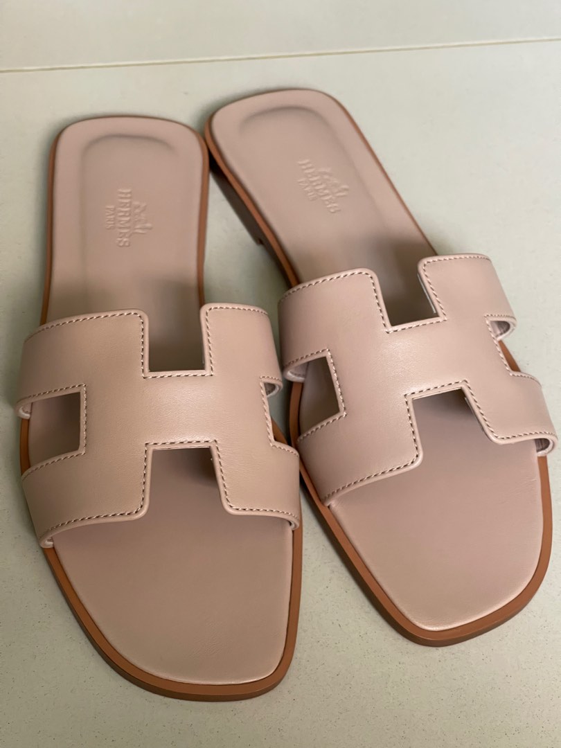 FLASH DEAL BNIB Hermes Oran Sandals Beige Nude Sz 39 Women s