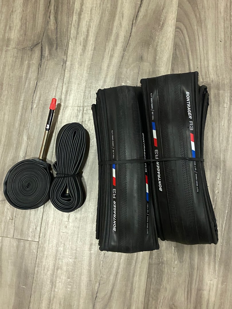 Bontrager R3 700x25c Tyres 1 pair Sports Equipment Bicycles
