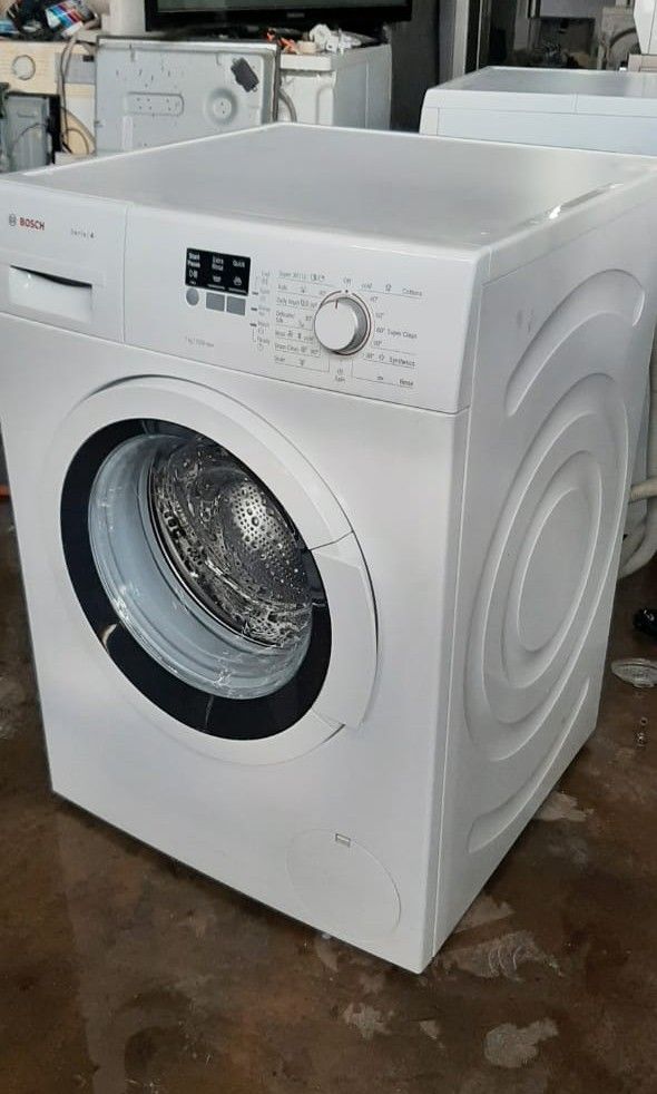 BOSCH front load washing machine 7 kg, TV & Home Appliances, Washing