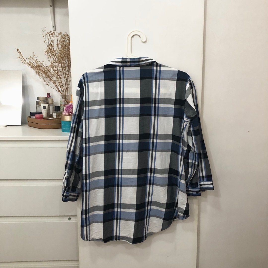 Bossini Blue Plaid Polo (Category: Longsleeves) located in Marikina City. Submitted by declutterbymilkee (Listing ID 1203894241, Image 3). Description: Bossini Blue Plaid Polo - perfect for casual & laid back days - good as new - no flaws! - best matched with your favorite black trousers & shoes Payment: Gcash/ Maya SF not included Ref. #10.