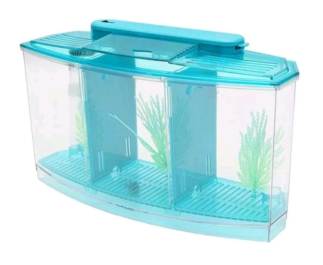 Brand New Betta Tank with 3 compartment. C/w led light.(operated by 2