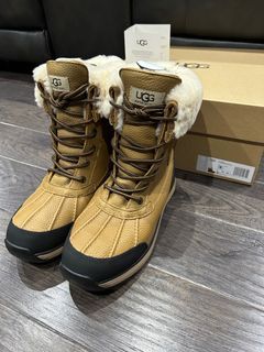 BRAND NEW IN THE BOX ORIGINAL UGGS ADIRONDACK III