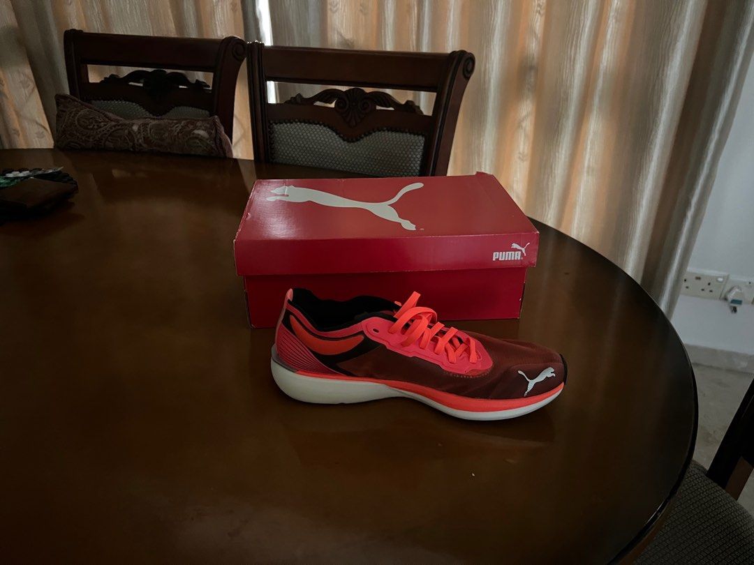 brand new puma sneakers