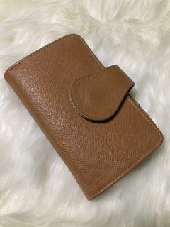 (Category: ) located in . Submitted by live.shop.repeat (Listing ID 1203817926, Image 1). Description: .