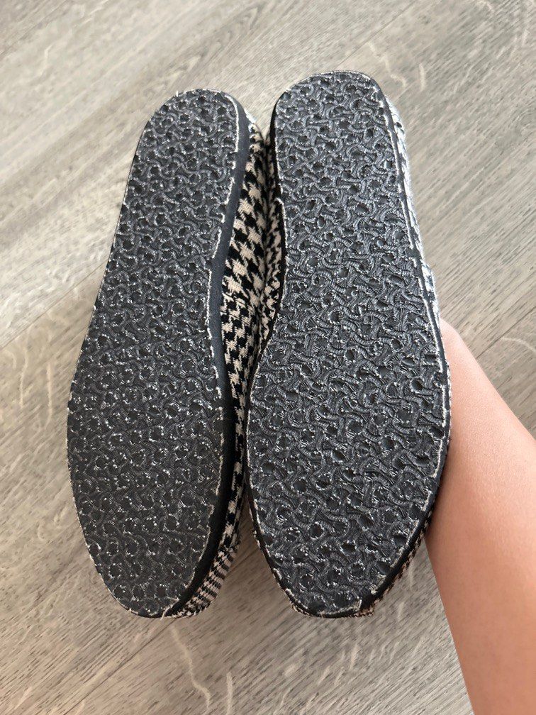 Toms shoes sales clearance sale