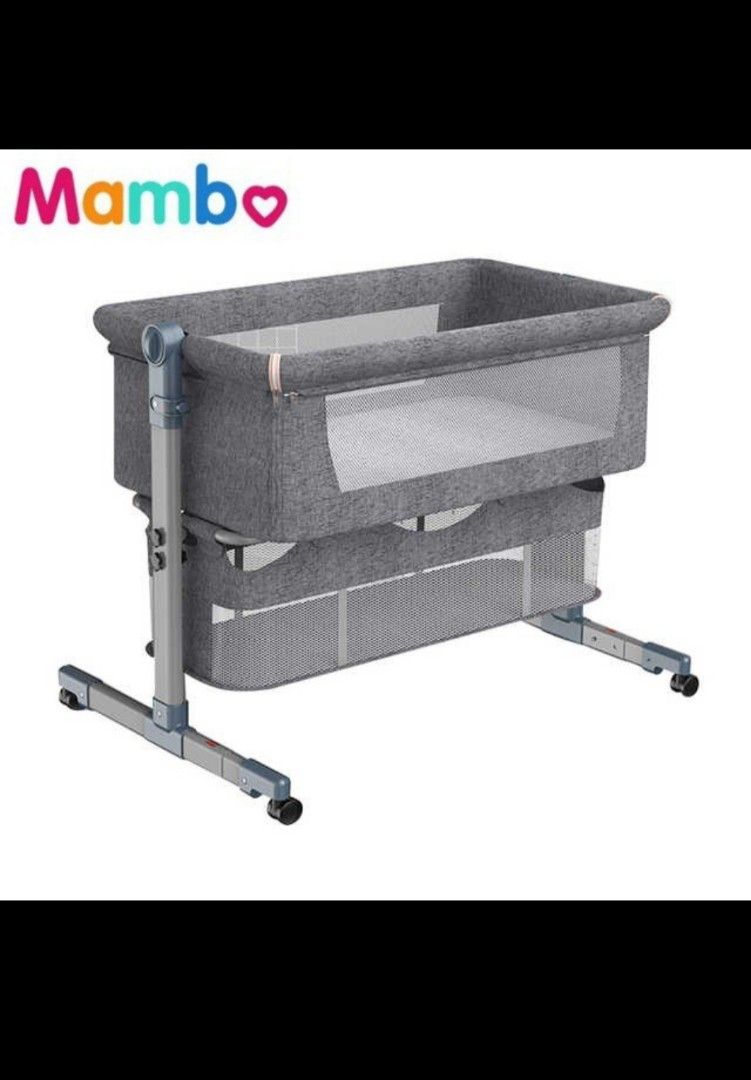 Co sleeper/ bedside crib/ rocker Babies & Kids, Baby Nursery & Kids Furniture, Cots