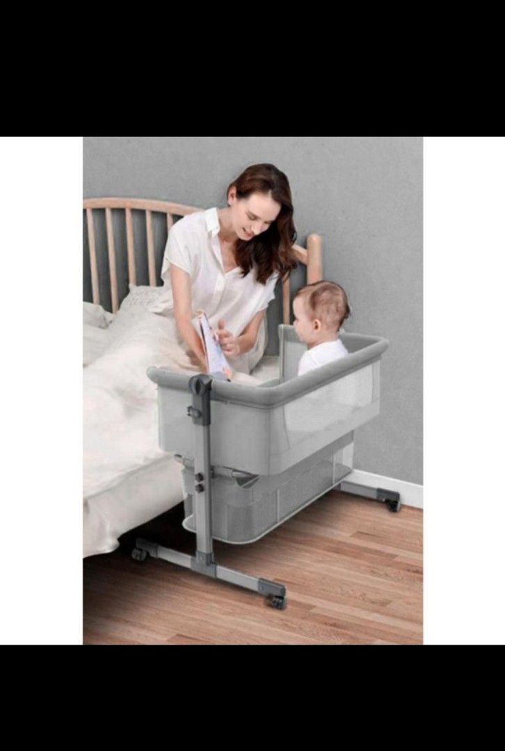 Co sleeper/ bedside crib/ rocker Babies & Kids, Baby Nursery