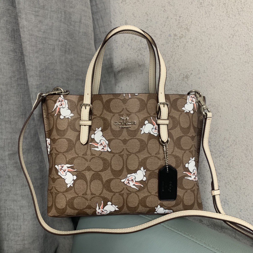 Coach Mollie Tote With Rabbit Print, Women's Fashion, Bags & Wallets ...