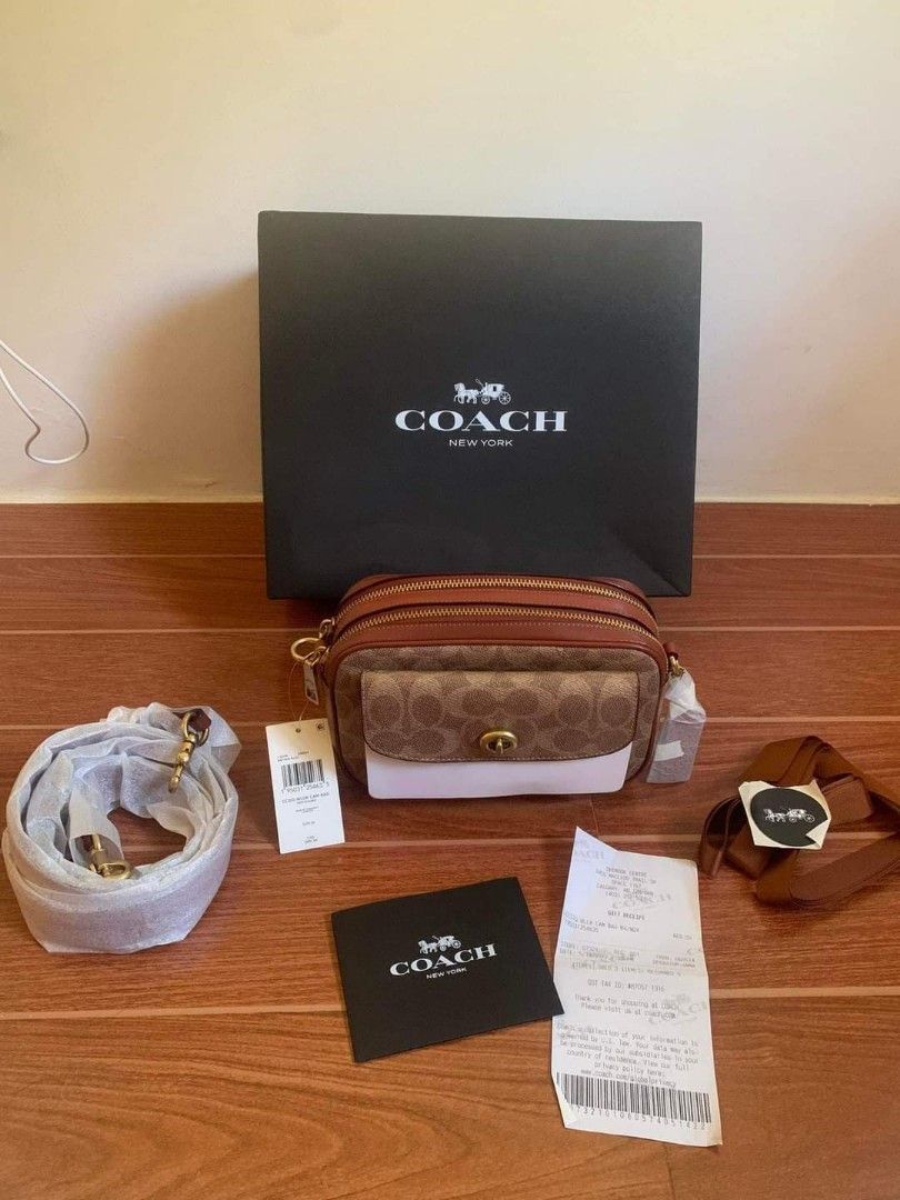 Coach Willow Camera Bag, Luxury, Bags & Wallets on Carousell