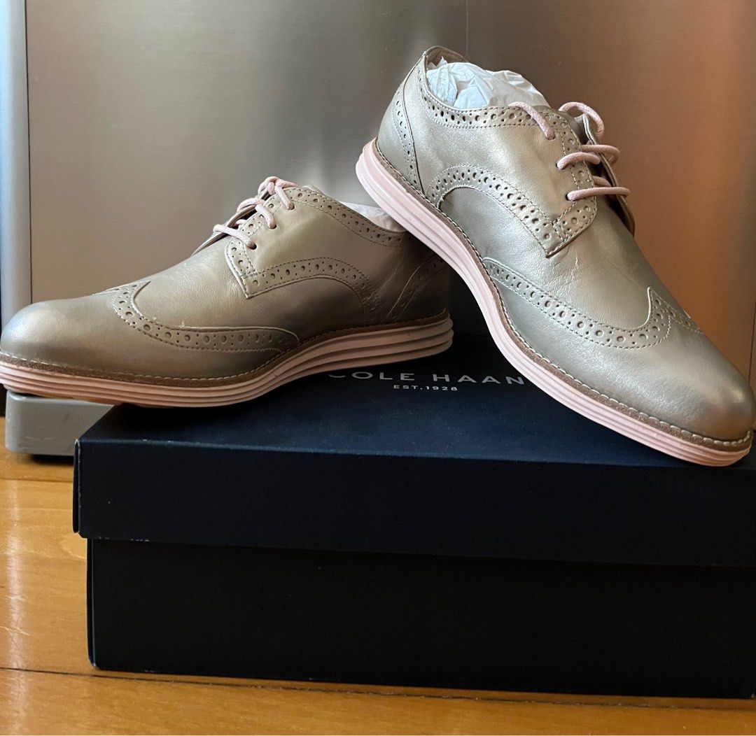 Cole haan women's hot sale lunargrand wingtip oxford