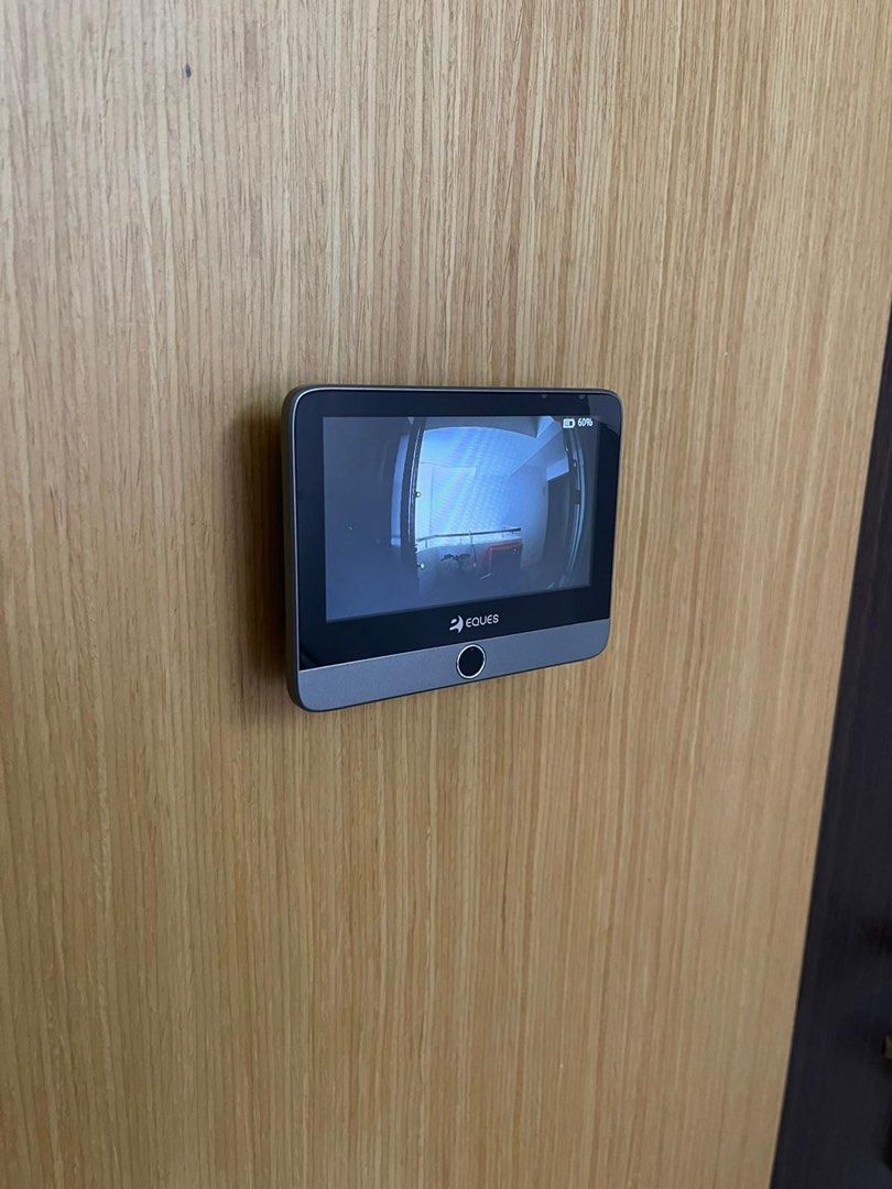 DEAL] KLOCK K200 DIGITAL DOOR LOCK And EQUES A27 DOOR VIEWER