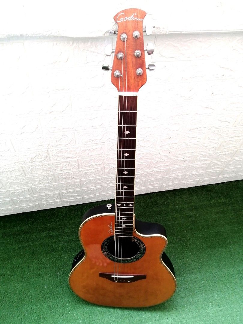 Composite Body Custom Guitar w Preamp Onboard, Hobbies & Toys, Music & Media, Musical