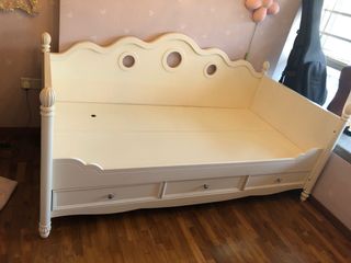 (Category: ) located in . Submitted by PinkPig (Listing ID 1203774384, Image 1). Description: .