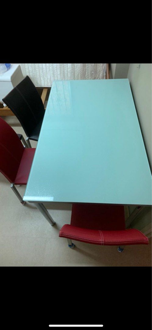 Dining Table (Category: Tables & Sets) located in Singapore. Submitted by ashchamp (Listing ID 1203812157, Image 1). Description: - Used for 1 year only - well maintained and is cleaned everyday .