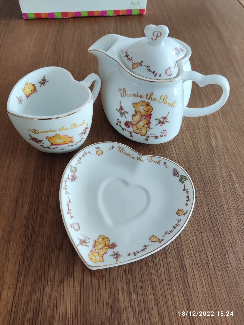 Disney Winnie the Pooh tea set, Furniture & Home Living, Kitchenware