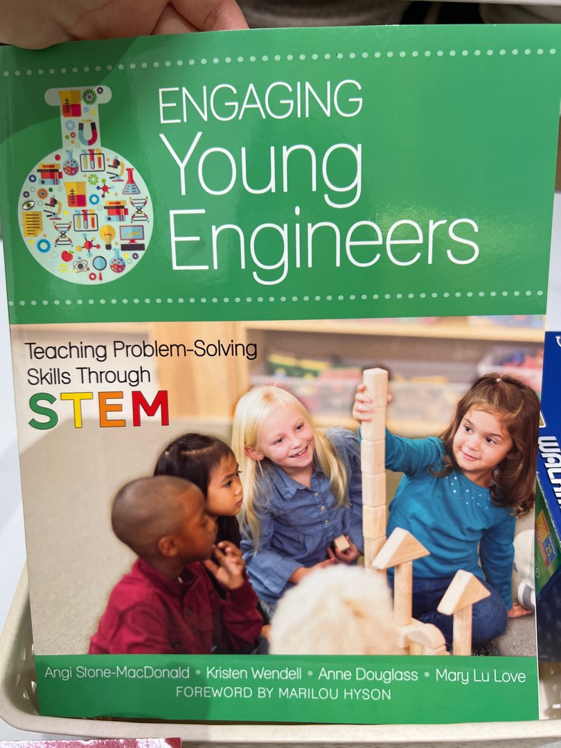 Early childhood education books (children) tertiary, Hobbies & Toys