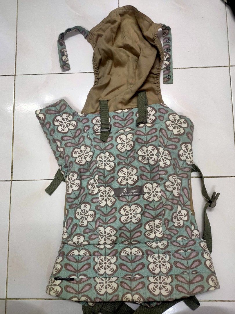 Petunia pickle bottom ergo carrier hot sale