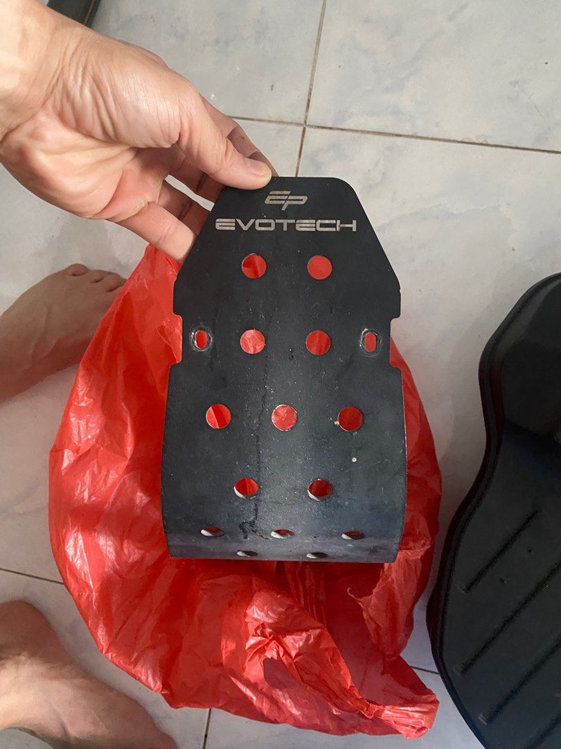 Evo tech skid plate WR250, Motorcycles, Motorcycle Accessories on Carousell