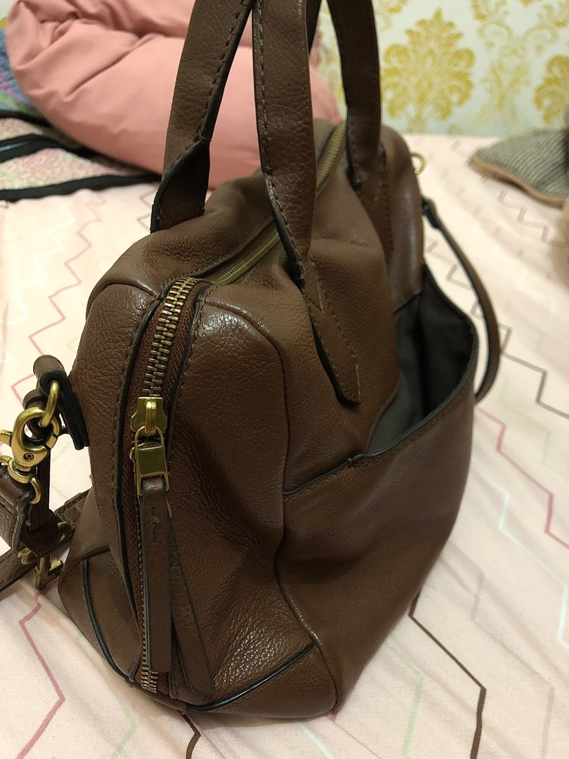Zalora fossil bag deals
