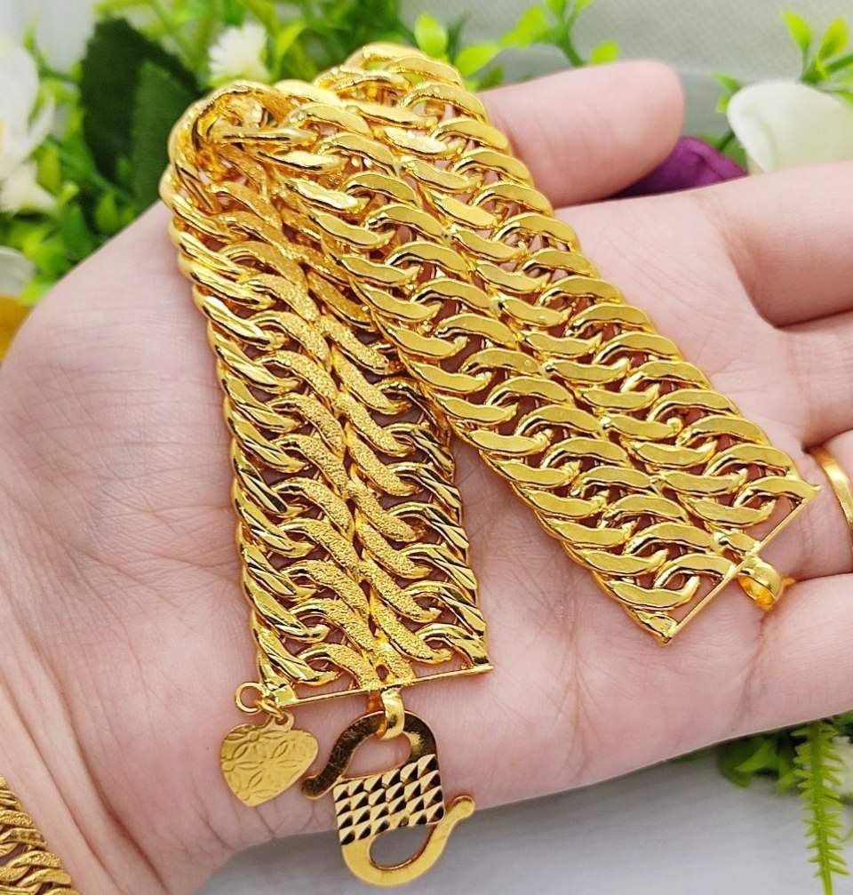 Bracelet emas outlet