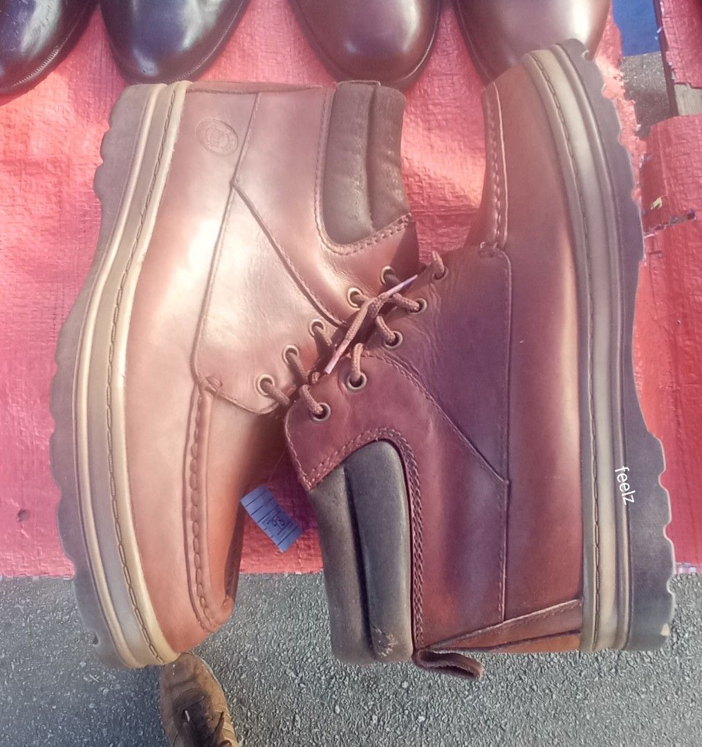 Bass dress boots sales