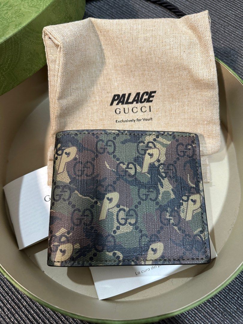 Buy Gucci x Palace GG-P Supreme Bi-Fold Wallet 'Beige' - 723149 FAAZJ 9794