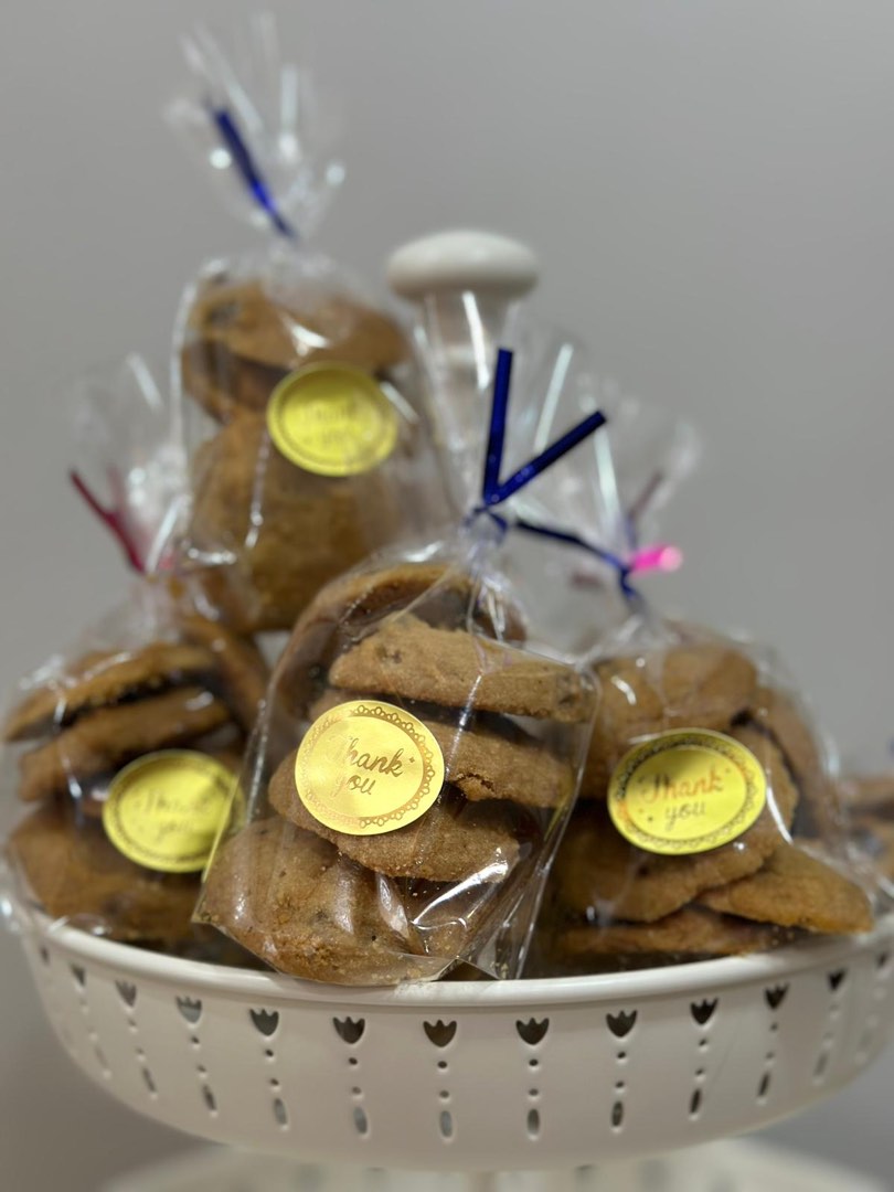 Hershey's Choc Chip Cookies, Food & Drinks, Homemade Bakes on Carousell