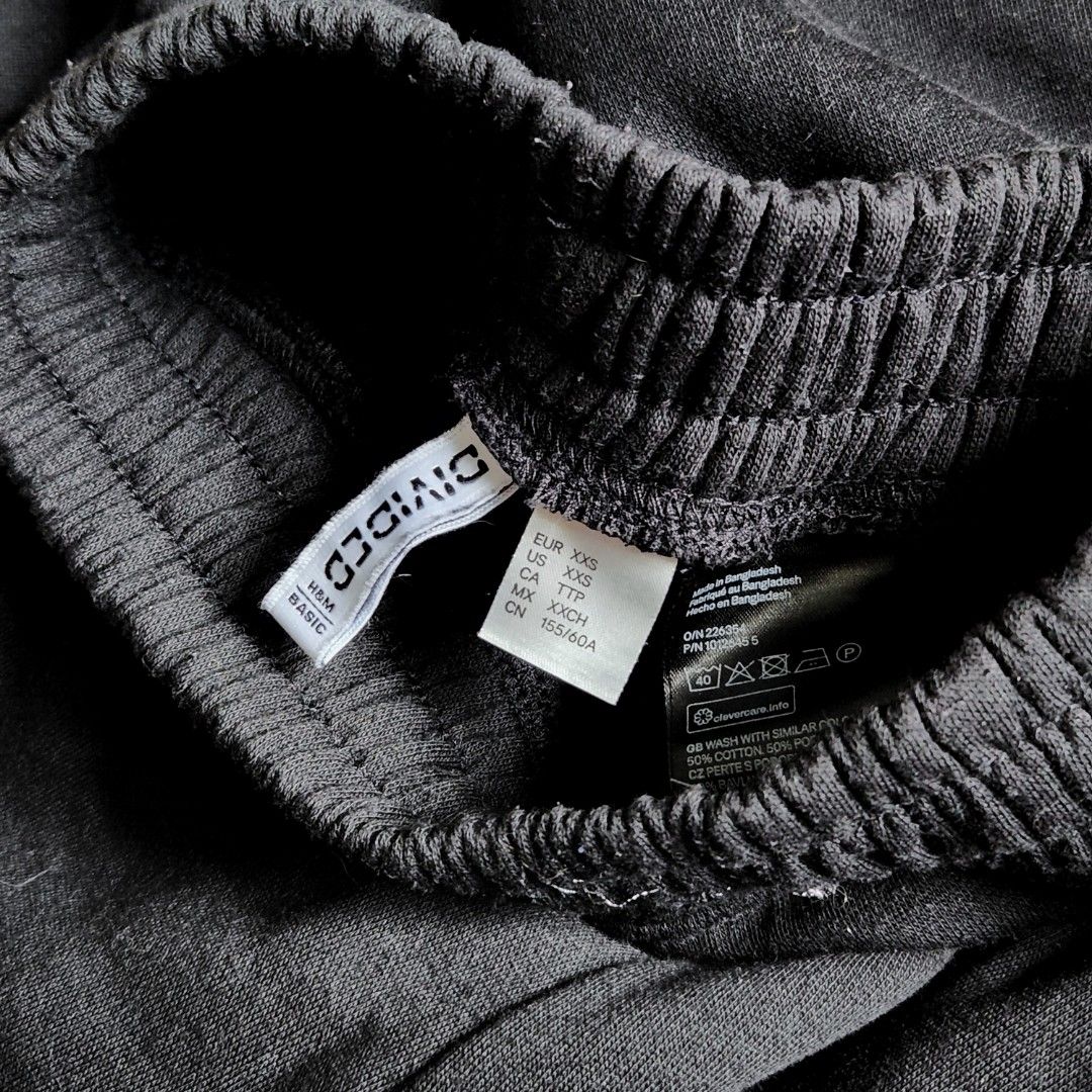 H&M Wide Leg Pants / Joggers (Category: Other Bottoms) located in Cavite. Submitted by fortruffles (Listing ID 1193032225, Image 3). Description: used once for reference I'm usually a 34EUR H&M I got XXS so it stays high waist on me Sweatpant joggers in soft, cotton-blend fabric with soft, brushed inside. High waist, elasticized waistband, and long, wide legs. FitLoose fit CompositionCotton 52%, Polyester 48% Laid flat Waist 10" (14" when garter 
