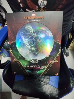Hot Toys Iron Man illusion MISB