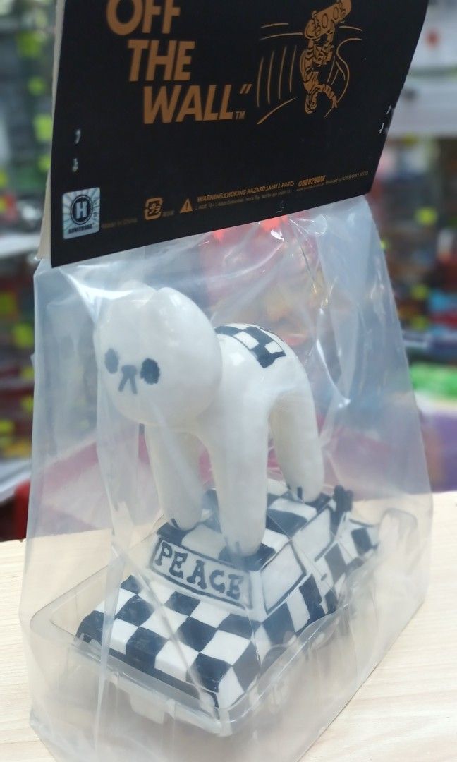 KILA CHEUNG フィギュアVANS