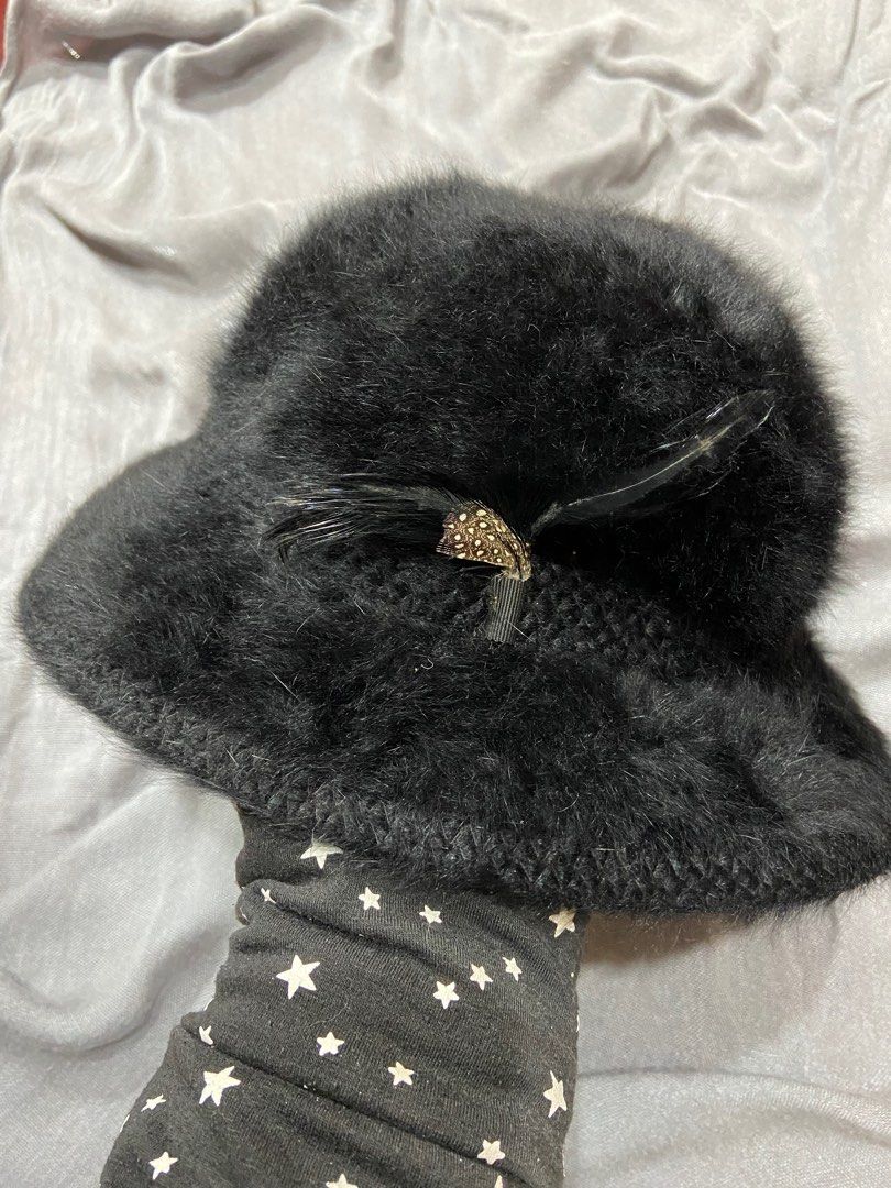 KANGOL毛帽 45%安哥拉兔毛 全新未使用 原價$54美金於美國購入 帽高、深度(大約)15cm 帽沿寬度(大約)6cm 頭圍(大約)60cm