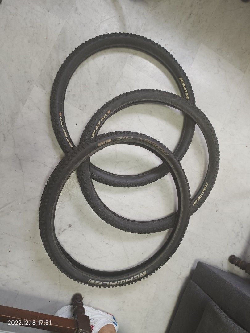 Kenda and schwalbe tyre, Sports Equipment, Bicycles & Parts, Parts & Accessories on Carousell