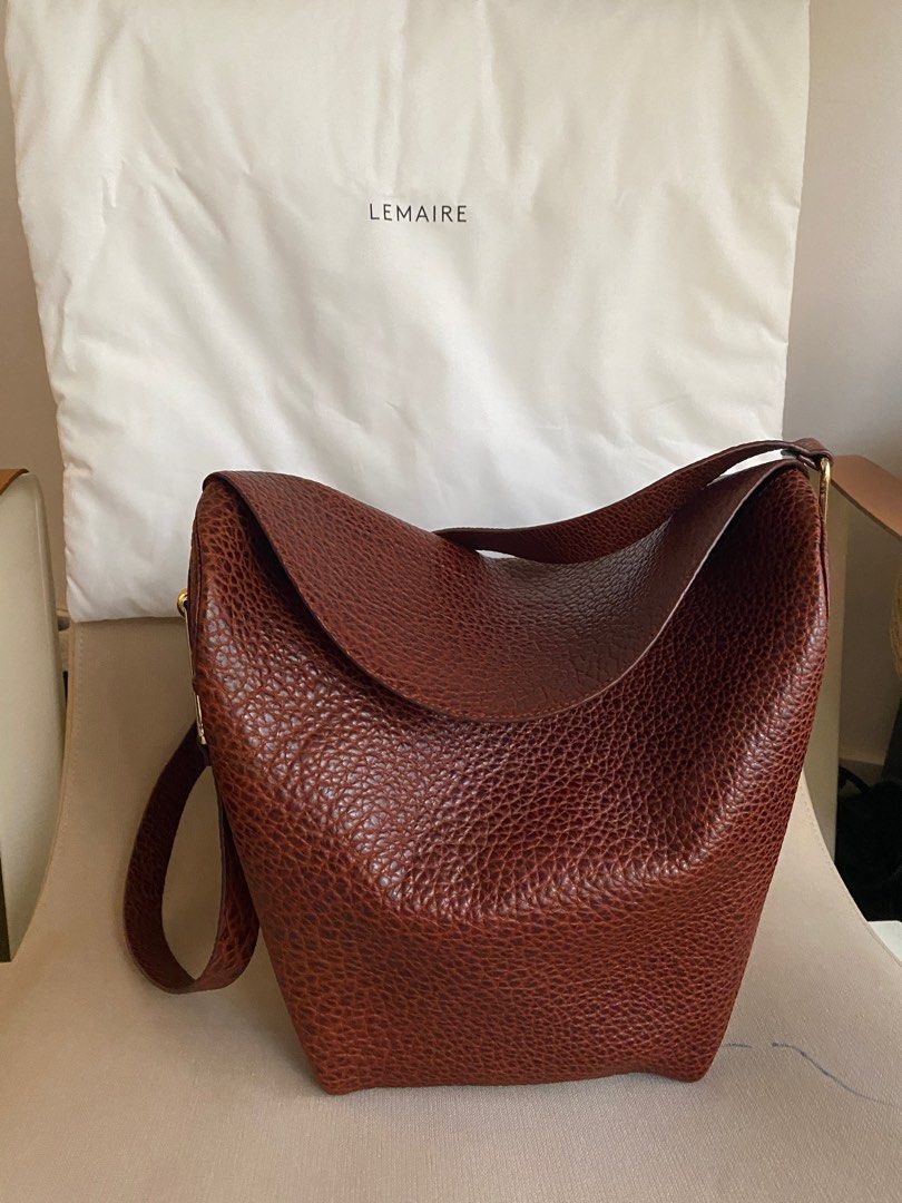 Lemaire medium folded bag, 女裝, 手袋及銀包, 單肩包- Carousell