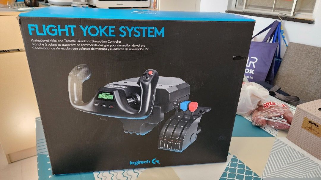 logitech flight yoke system 99%new 香港行貨過保flight sim 2020 X Plane, 電腦＆科技,  電腦周邊及配件, 電腦鍵盤及相關產品- Carousell