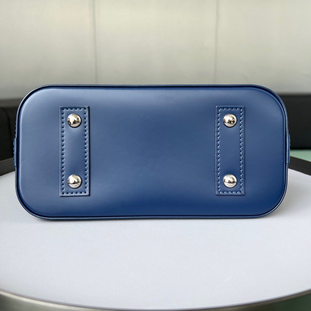 Louis Vuitton Alma BB Epi Bleu Nuage – The Luxury Exchange PDX