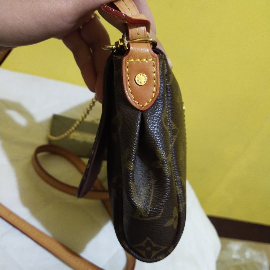 Louis Vuitton lv favorite sling crossbody shoulder bag with serial number/code  pre loved from korea, Luxury, Bags & Wallets on Carousell