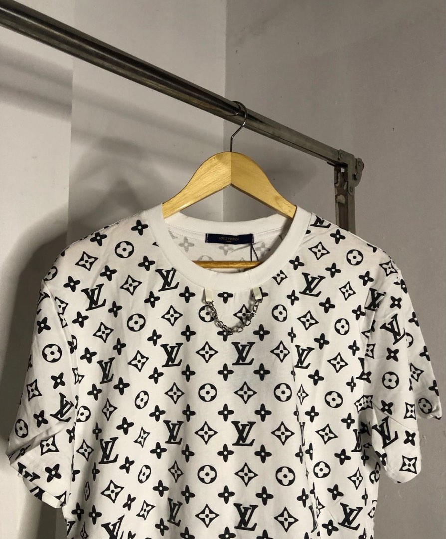 Louis Vuitton End Goal Tee, Luxury, Apparel on Carousell