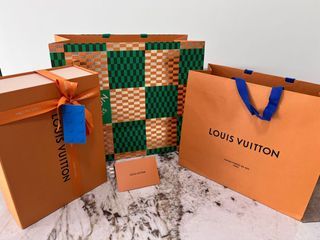 Louis Vuitton Money Envelopes Box Set VIP Only Classic Gold Monogram RARE,  Luxury, Accessories on Carousell