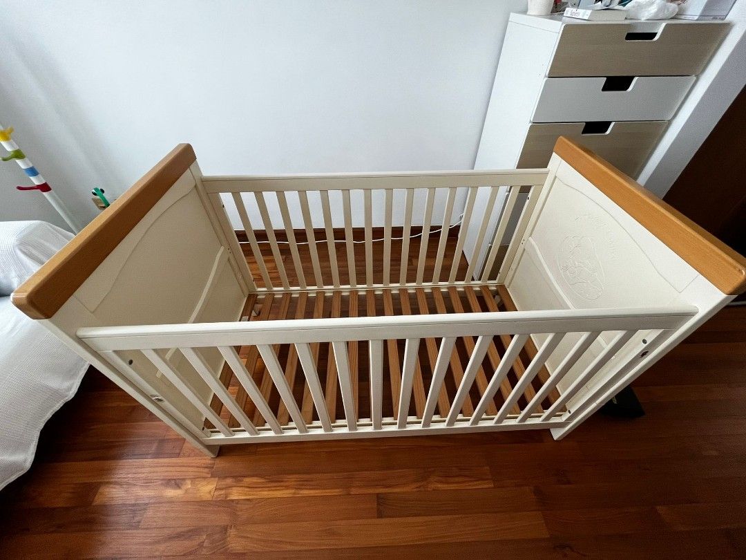 Humphreys sales corner cot