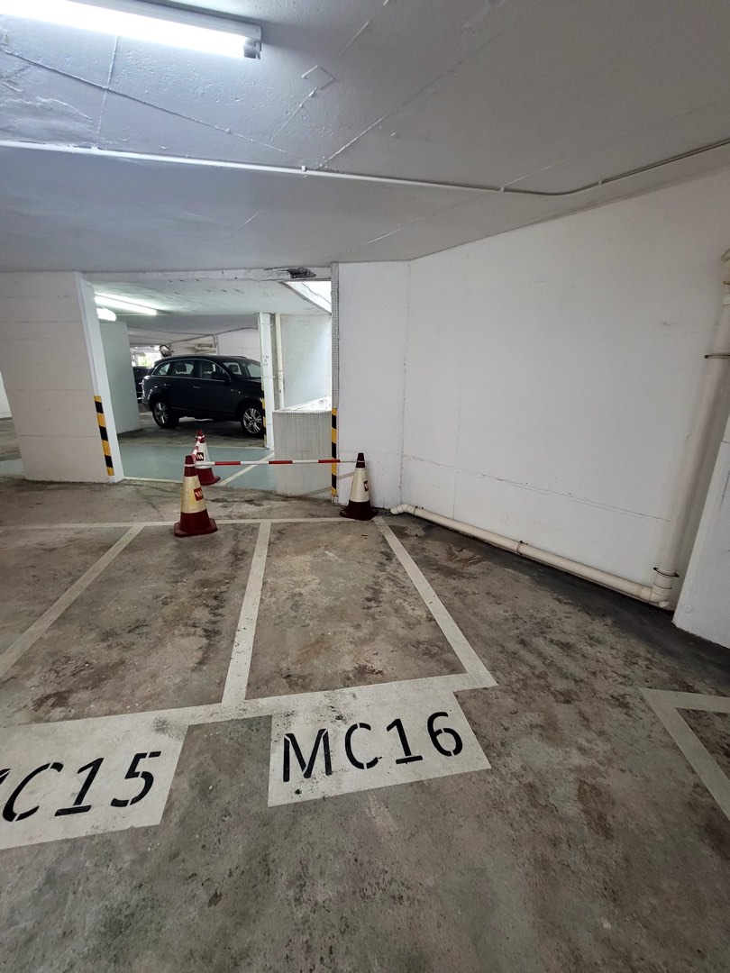 Motorcycle parking space for rental (MC16)628658796531231124