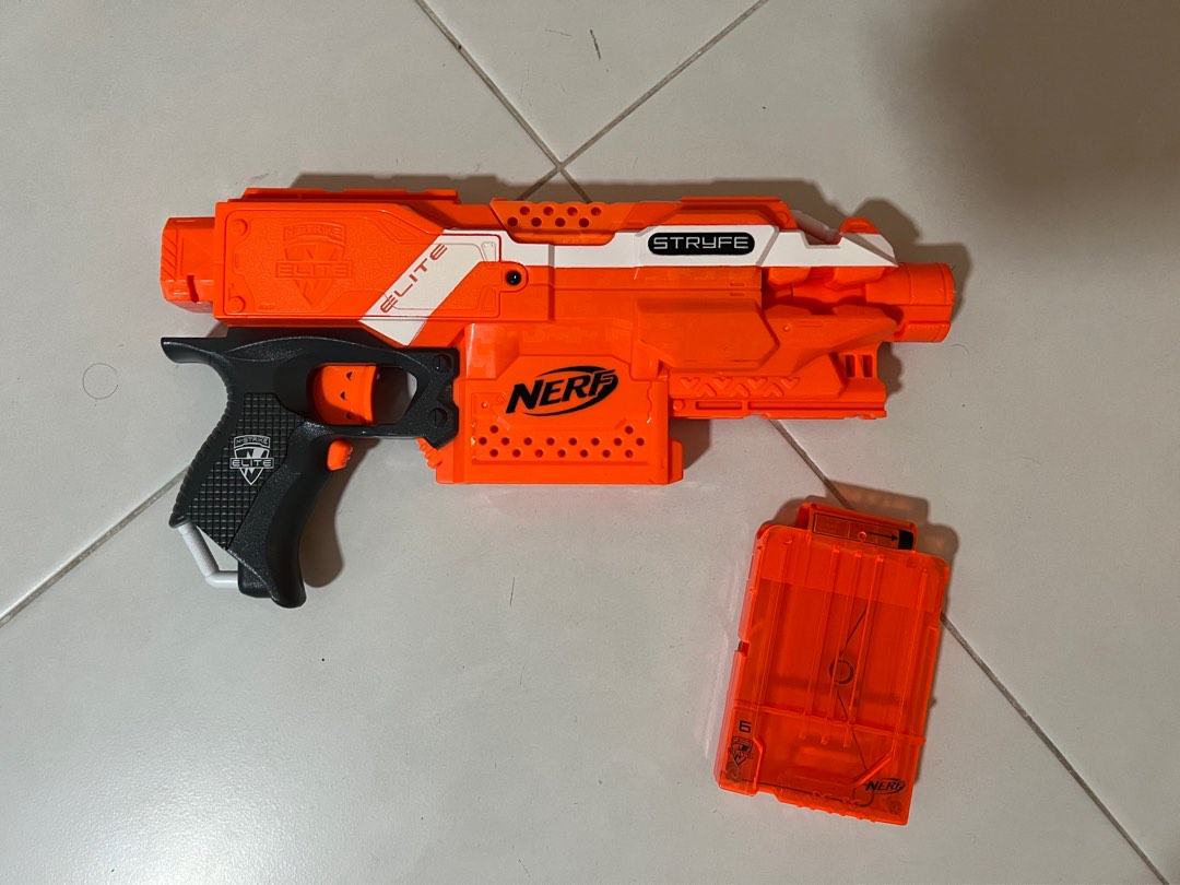 Moving Out Sale Discontinued Nerf Stryfe Elite Gun