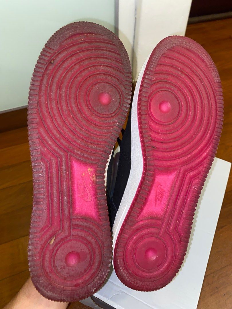 Pink nikes with jelly bottoms sale