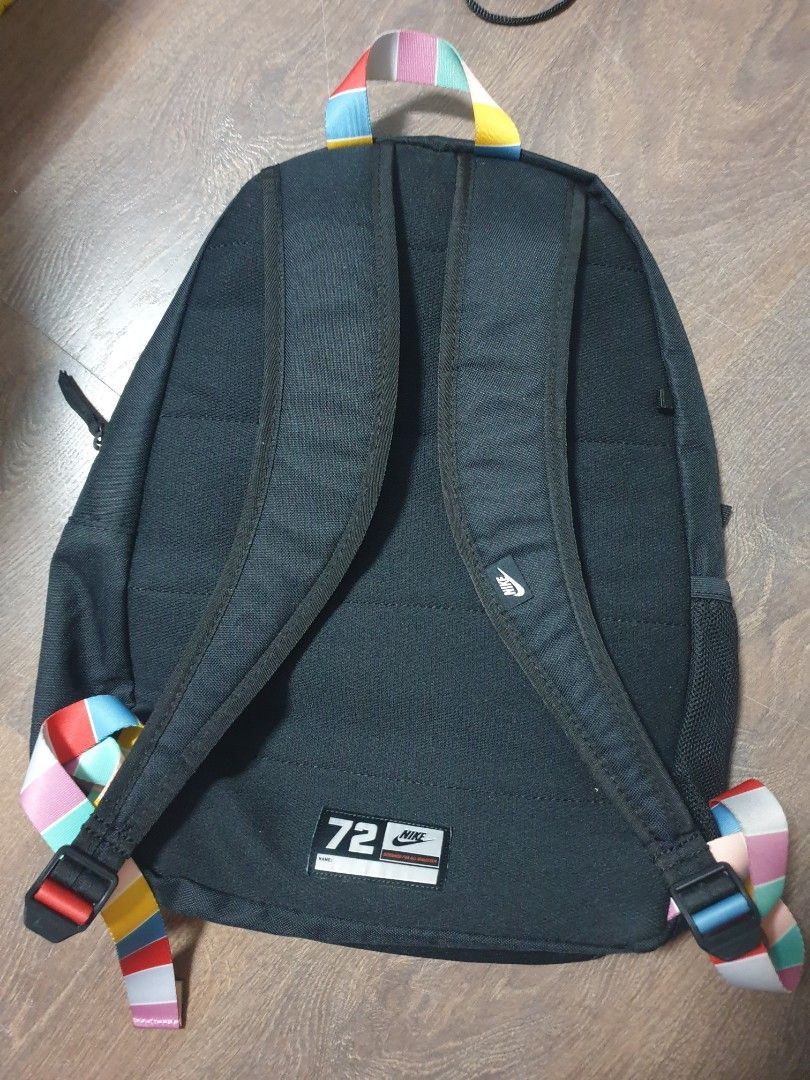Rainbow discount nike 72