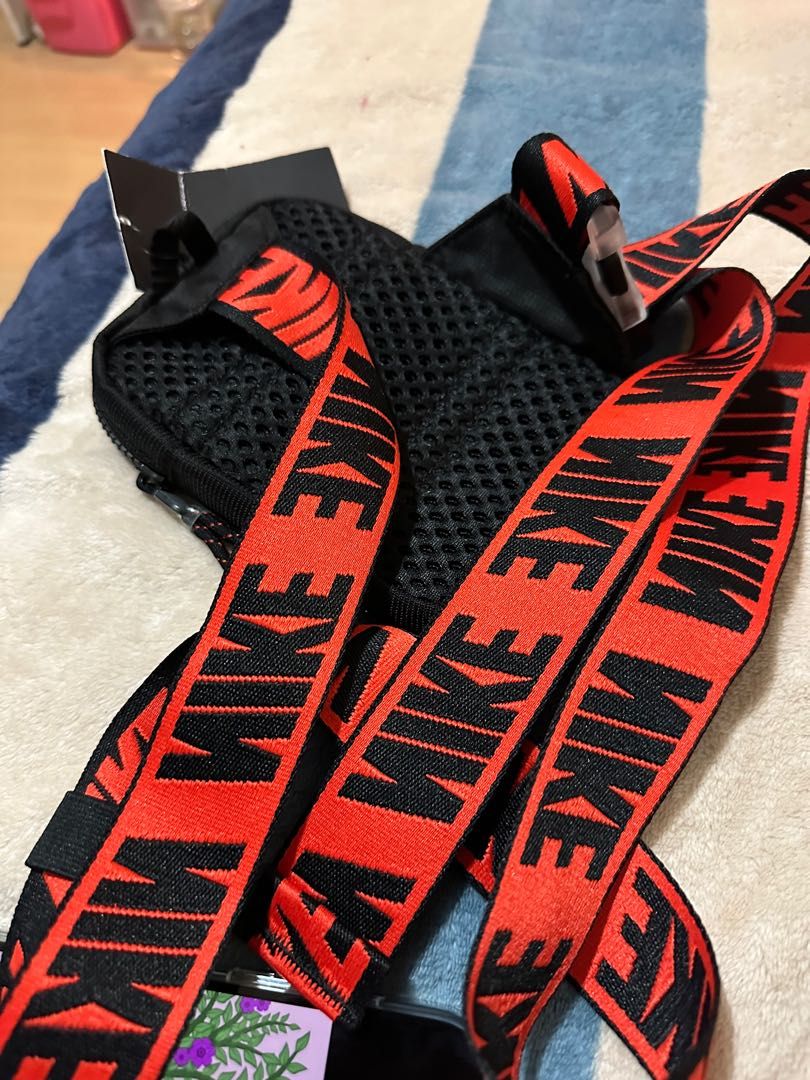 Red nike lanyard new arrivals
